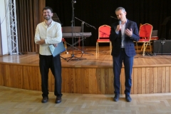 P1000108